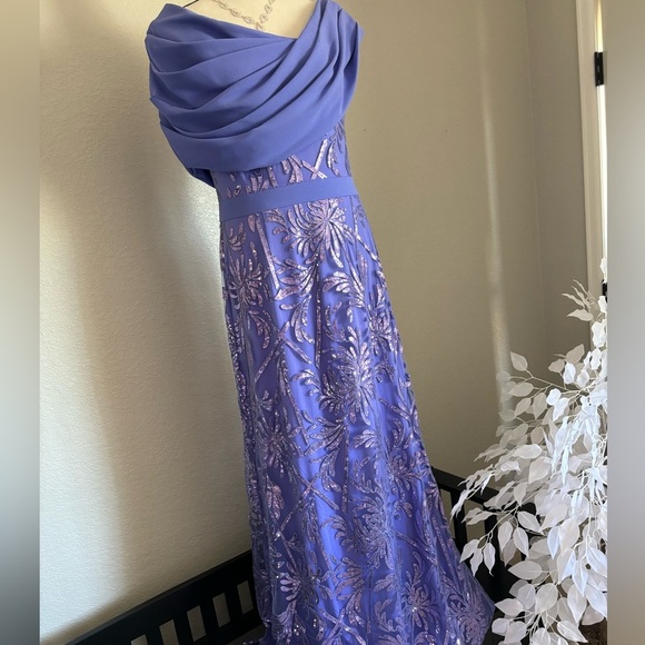 Stunning dress periwinkle color with sequins by TADASHI SHOJI size 10 worn once - Picture 5 of 14
